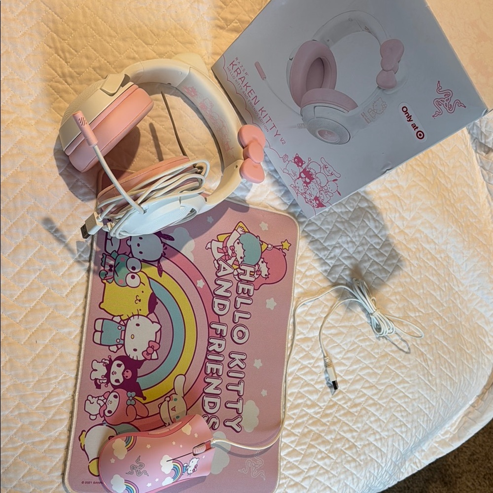 Razer Pink and White Hello Kitty Gaming Set